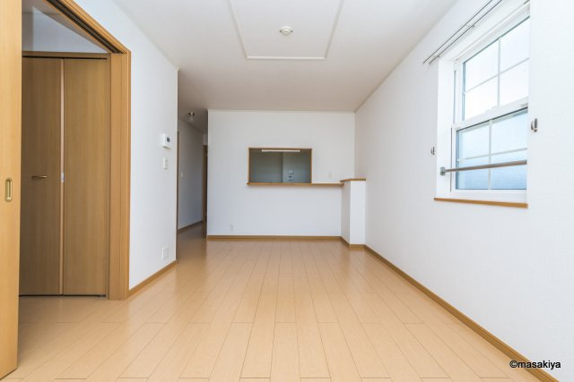 アプリコットの居間・リビング