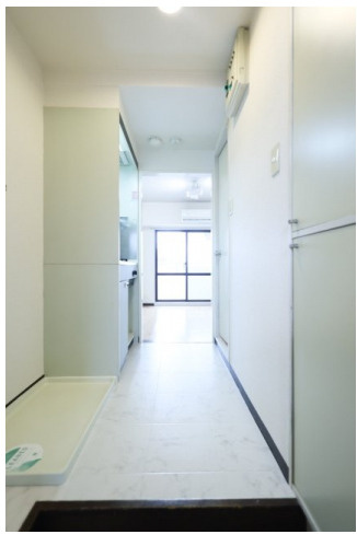 新宿区西落合３丁目の賃貸マンションの玄関