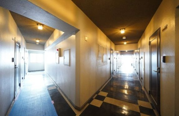 新宿区西落合３丁目の賃貸マンションのロビー