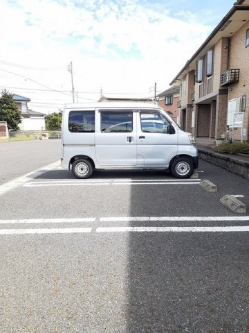セゾン　五条Ⅰの駐車場
