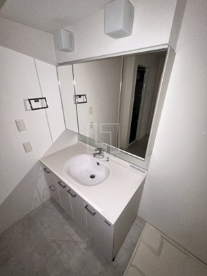 【洗面所】 | アーデンタワー福島ウエスト | アーデンタワー福島ウエスト　独立洗面化粧台