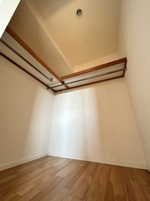 【収納】 | アーデンタワー福島ウエスト | アーデンタワー福島ウエスト　ウォークインクローゼット