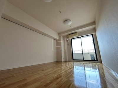 【居間・リビング】 | アーデンタワー福島ウエスト | アーデンタワー福島ウエスト　リビング・ダイニングスペース