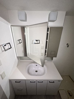 【独立洗面台】 | アーデンタワー福島ウエスト | アーデンタワー福島ウエスト　独立洗面化粧台