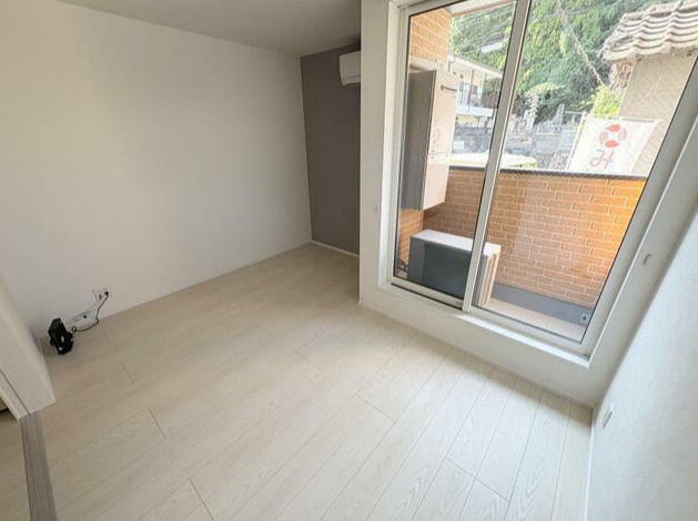 Major壺川の内装