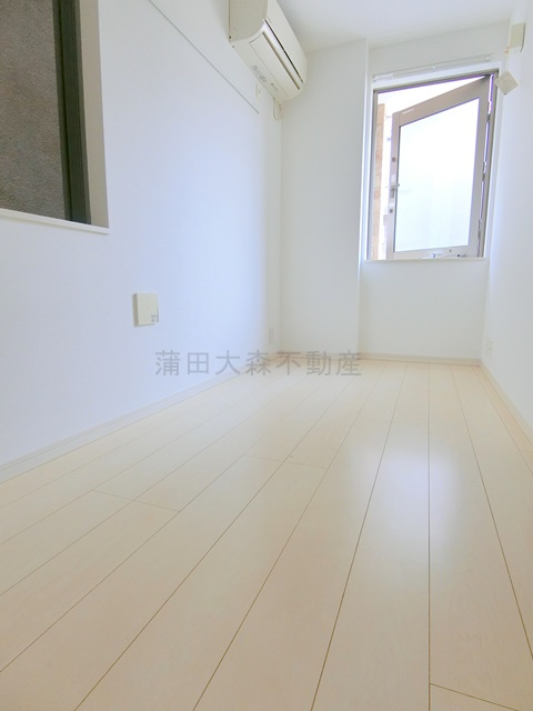 コスモ蒲田の居間・リビング|洋室