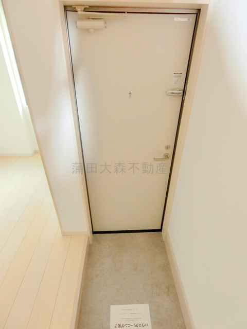 コスモ蒲田の玄関