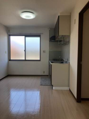 【居間・リビング】 | メゾン築山C棟