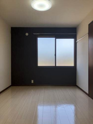 【洋室】 | メゾン築山C棟