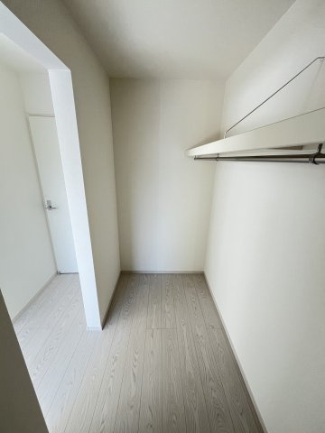 【収納】 | 福岡市南区皿山4丁目3期　2号棟（全2棟）【仲介手数料無料・0円】 | 現地写真。