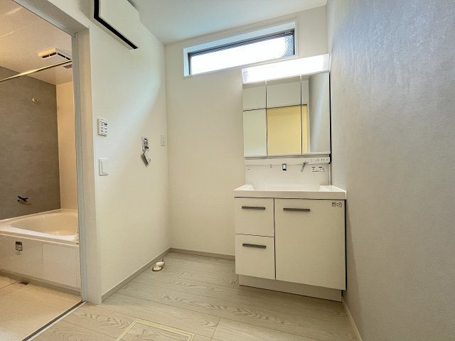 【洗面所】 | 福岡市南区皿山4丁目3期　2号棟（全2棟）【仲介手数料無料・0円】 | 現地写真。