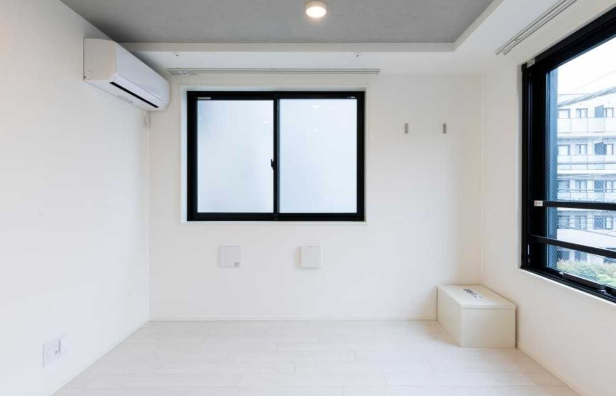 ReveResidence学芸大学Ⅱ　ペット相談　デザイナーズ　礼金０の居間・リビング