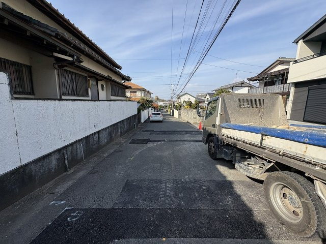 【その他】 | 福岡市南区皿山4丁目3期　1号棟（全2棟）【仲介手数料無料・0円】 | 現地写真。前面道路です。