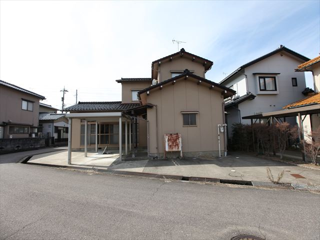 【前面道路含む現地写真】の画像