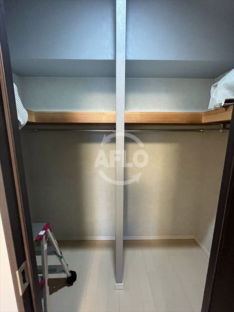 レジデンスタワー上本町の収納|レジデンスタワー上本町　ウォークインクローゼット