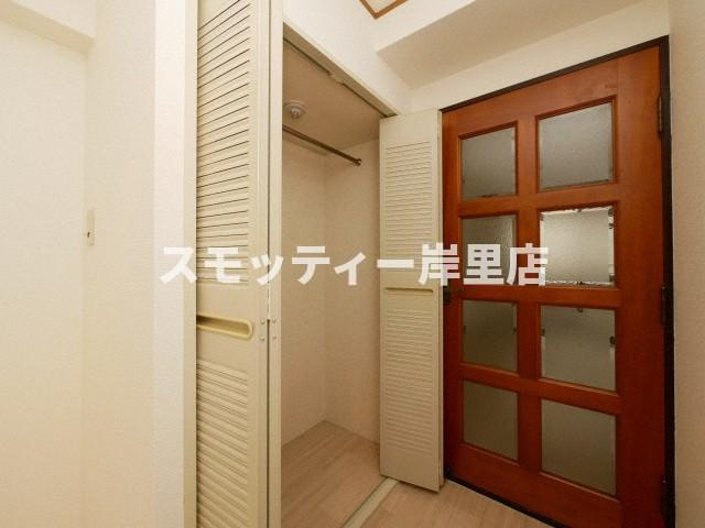 朝日プラザ岸里パサージュの収納
