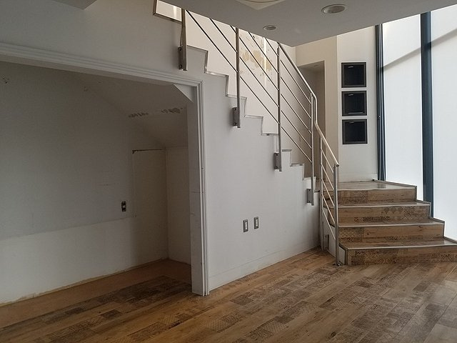 中村ビルの内装