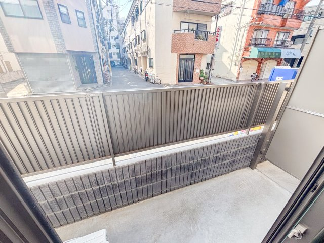 adonis court 加美NEXTのバルコニー