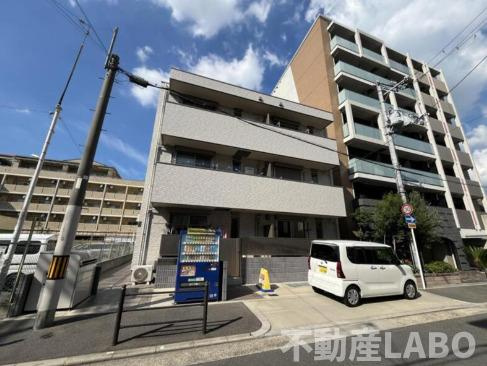 adonis court 加美NEXTの外観