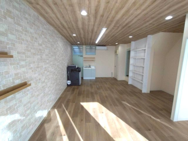 今池町 天野様住居付店舗の内装