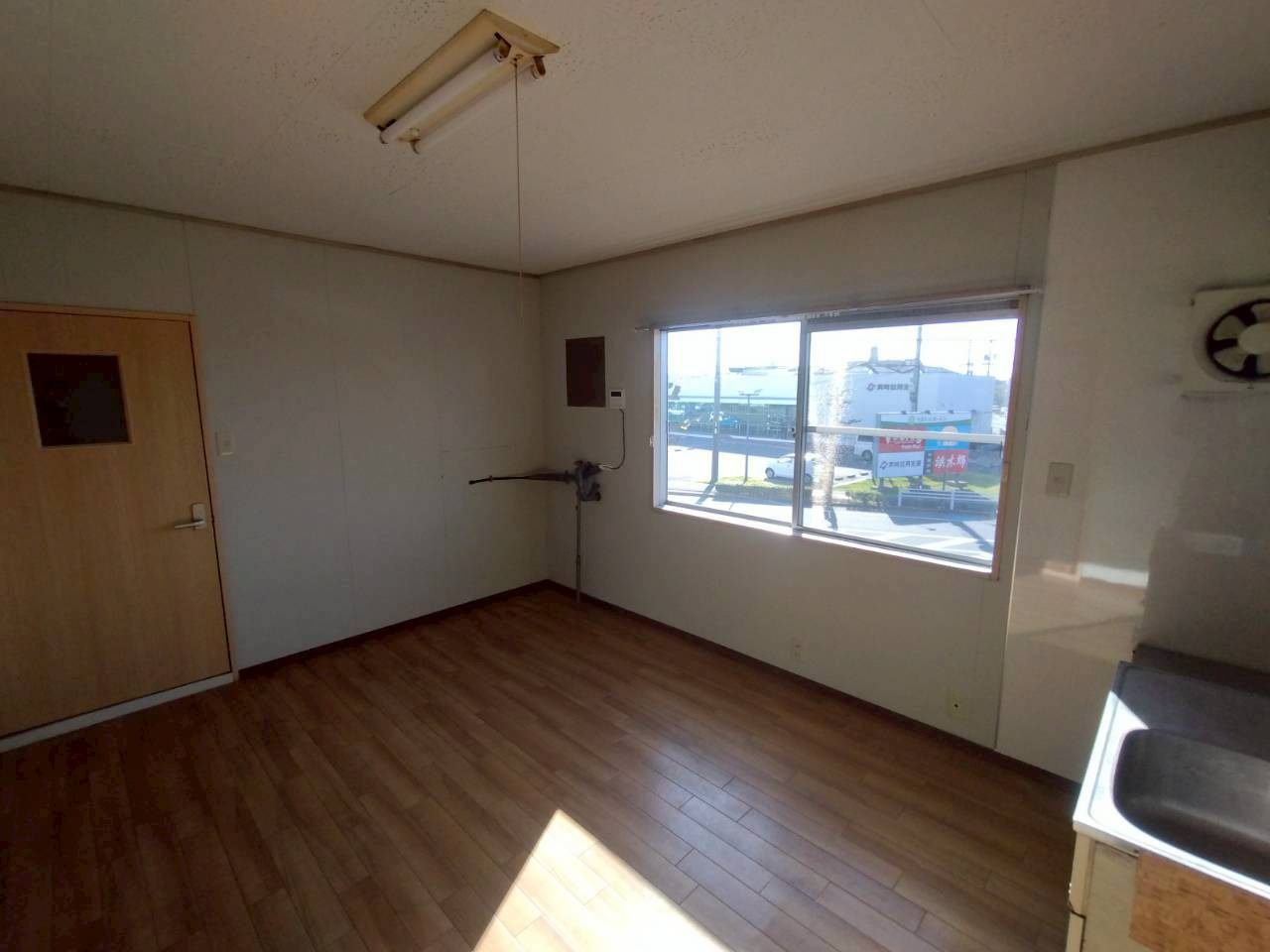 今池町 天野様住居付店舗の内装