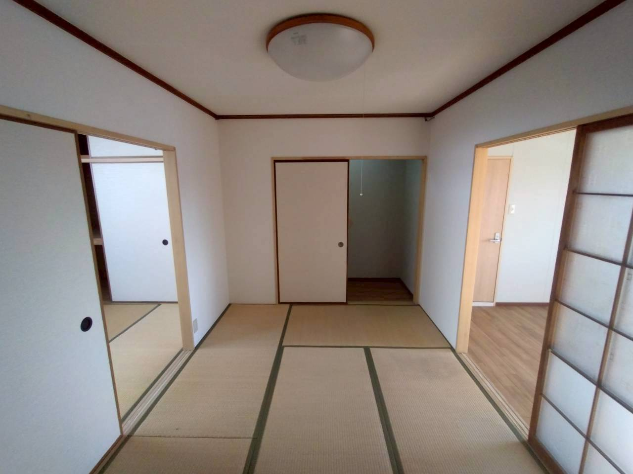 今池町 天野様住居付店舗の内装