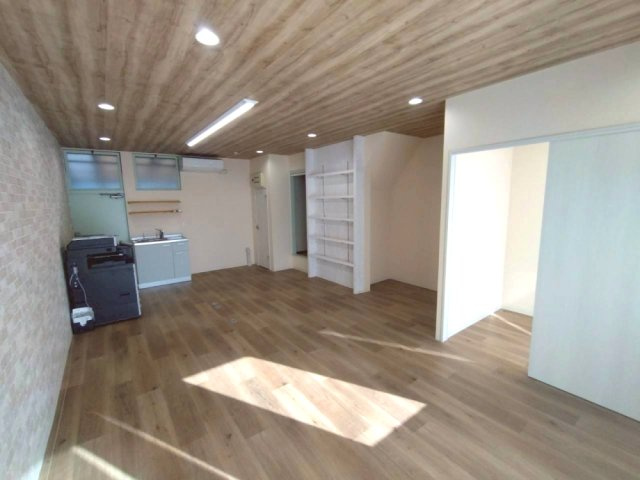 今池町 天野様住居付店舗の内装