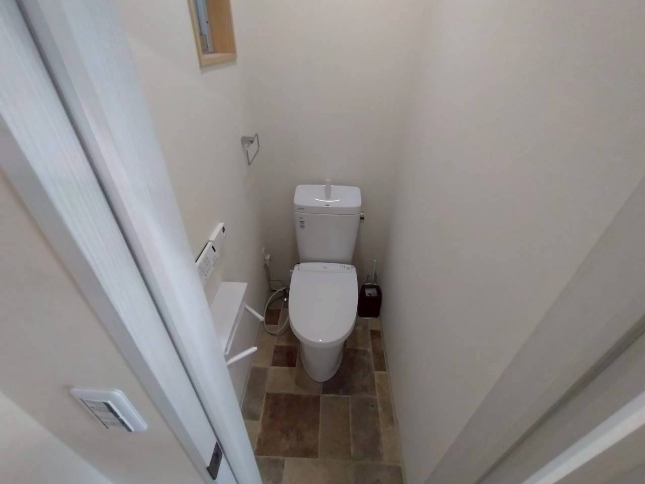 今池町 天野様住居付店舗のトイレ