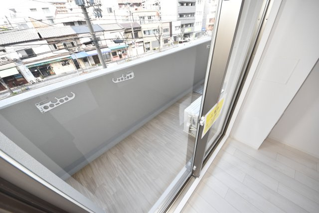 エスリード大阪リエートのバルコニー