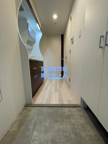 セレニテ難波プリエの玄関|ゆったりとした玄関です