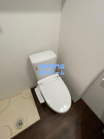 セレニテ難波プリエのトイレ|落ち着いたトイレです