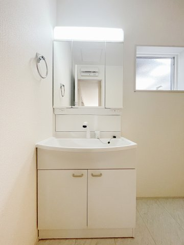 新築戸建・新築建売　飯坂町湯野字毛字【長期優良住宅】湯野小・西根中の独立洗面台