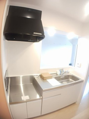 【キッチン】 | エーリ・フノマージュ