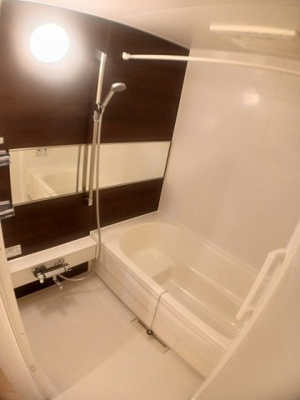 【浴室】 | エーリ・フノマージュ