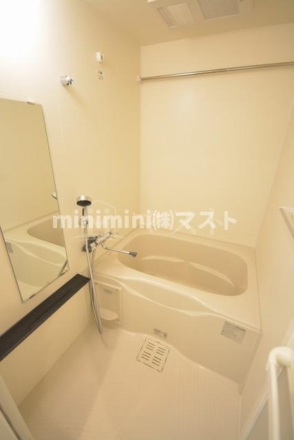 ディクス福島レジデンスの浴室