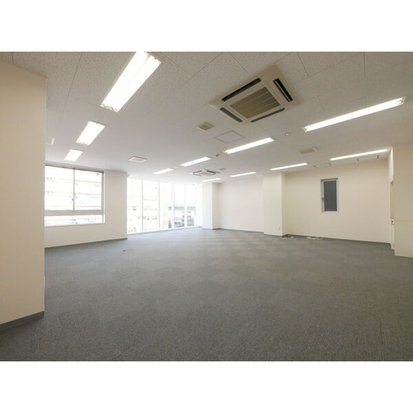 アストラーレ浄心のロビー