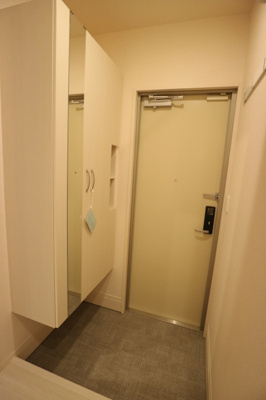 【玄関】 | ラウレア