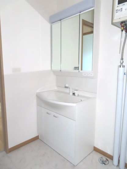 【独立洗面台】 | 北見市北央町１１０番地１０３、１１０番地１０２　平家建中古売家 | 洗髪洗面化粧台