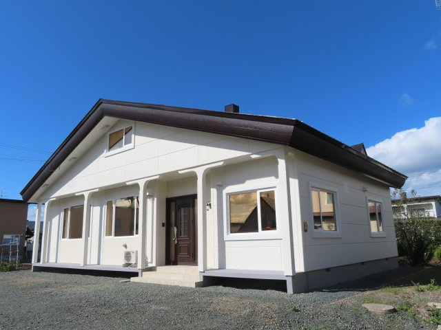【外観】 | 北見市北央町１１０番地１０３、１１０番地１０２　平家建中古売家