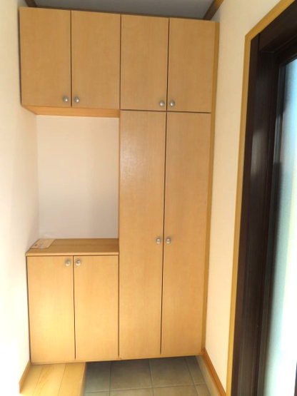 【収納】 | 北見市北央町１１０番地１０３、１１０番地１０２　平家建中古売家 | 玄関収納