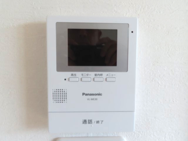 【セキュリティ】 | 北見市北央町１１０番地１０３、１１０番地１０２　平家建中古売家 | TVモニター付インターフォン（室内）