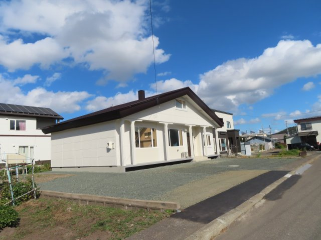 【外観】 | 北見市北央町１１０番地１０３、１１０番地１０２　平家建中古売家