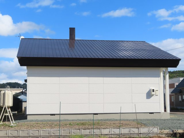 【外観】 | 北見市北央町１１０番地１０３、１１０番地１０２　平家建中古売家