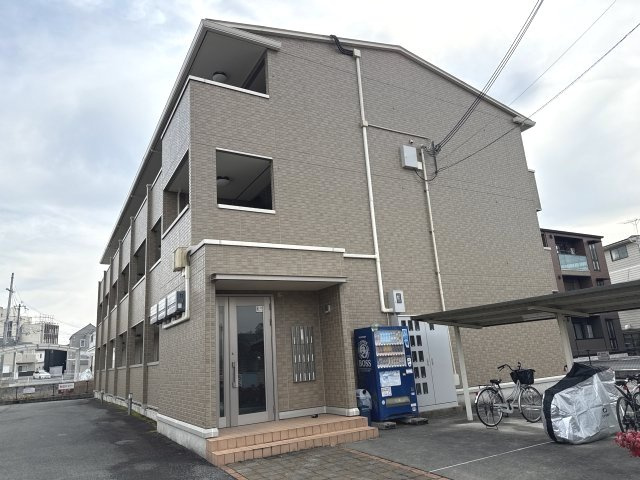 ウィステリアコートの外観