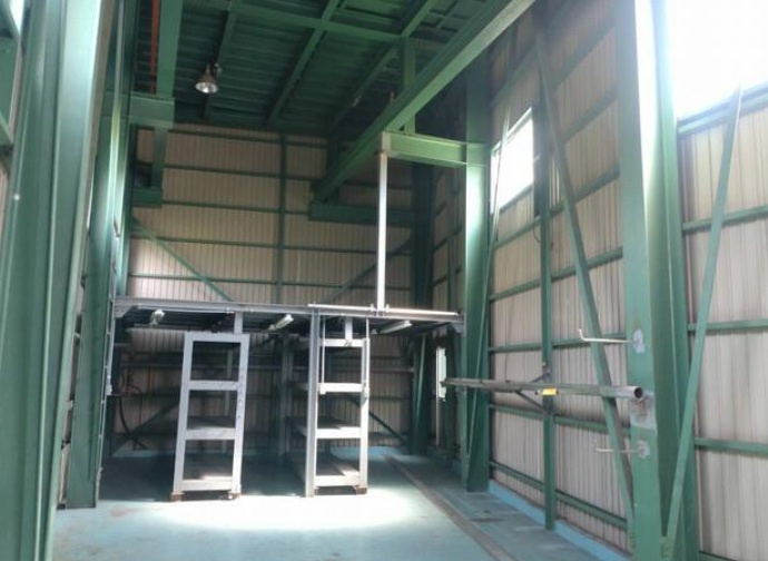 堺市美原区平尾の倉庫