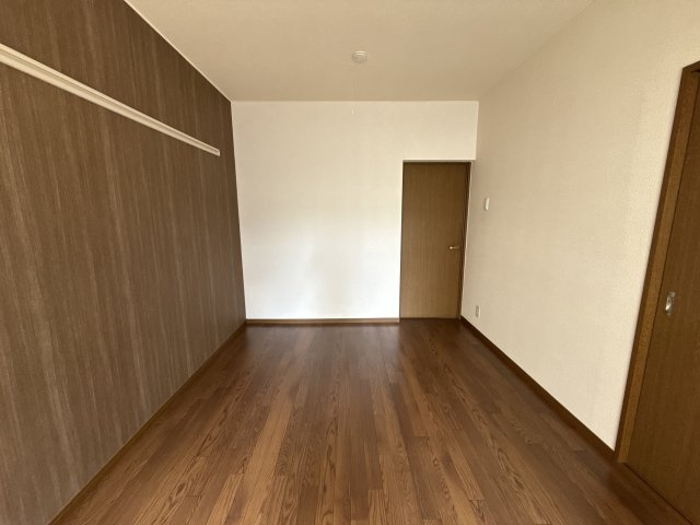 エステートピアあいらくの寝室