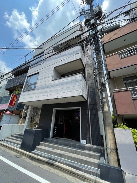 Ａｖｅｎｉｒ　アヴェニールの周辺