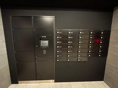 【その他共用部分】 | シーズンフラッツ新町 | 宅配ボックスです