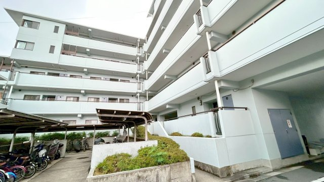 グランドパレス学園前C棟のその他