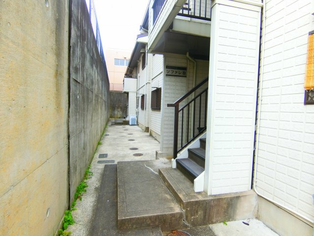 シティハイムソファレのエントランス